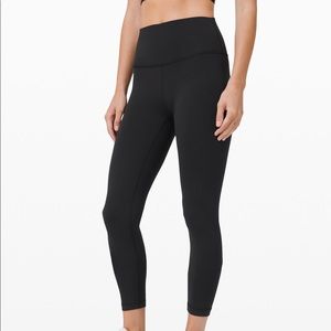 black lululemon leggings